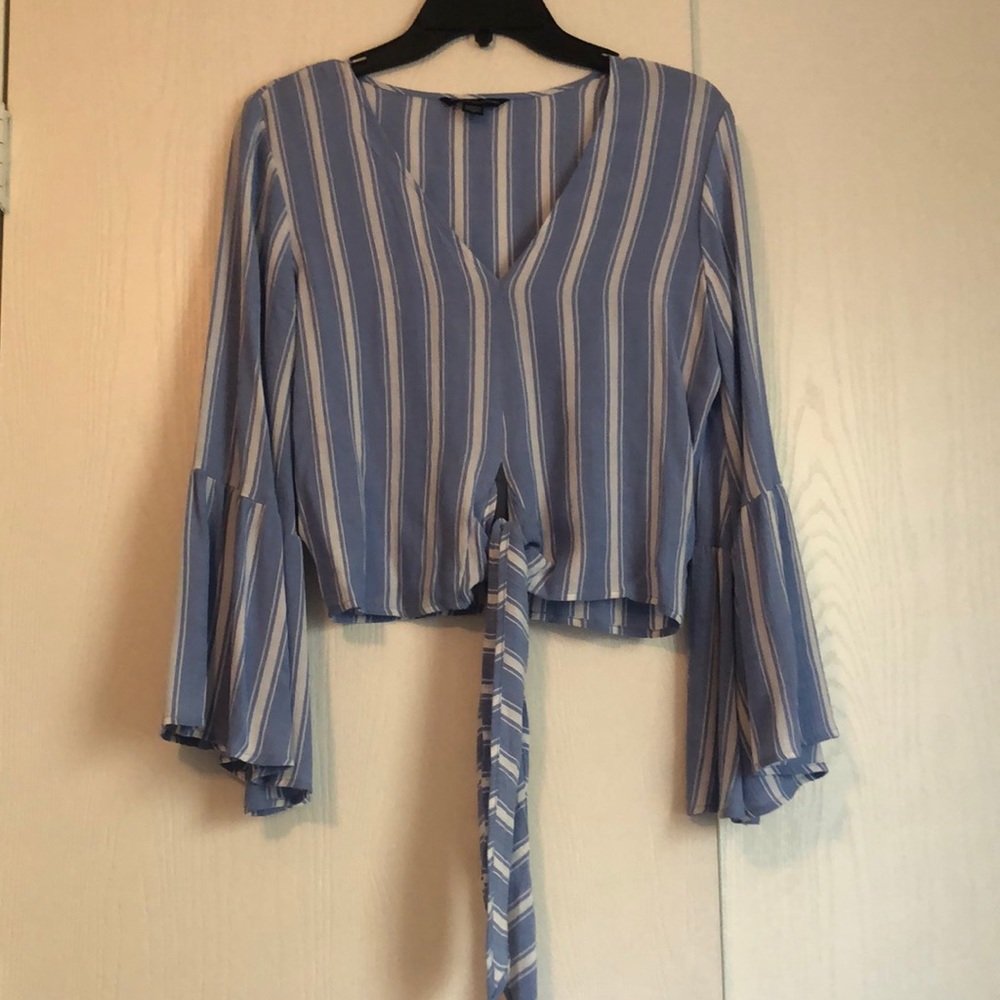 American Eagle Long Sleeve Crop Top